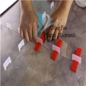 Sistem Meratakan Klip Jubin Untuk Pavers Lantai